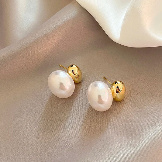 Aeri™ | Vintage Pearl Earrings